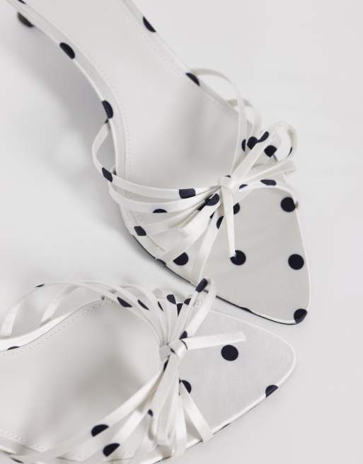 Mango – Sandaletten in Weiß mit Schleifendetail und schwarzen Polka Dots, 2 von 4