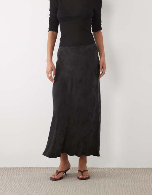 Mango satijnen jacquard midi rok in zwart, 2 van 5