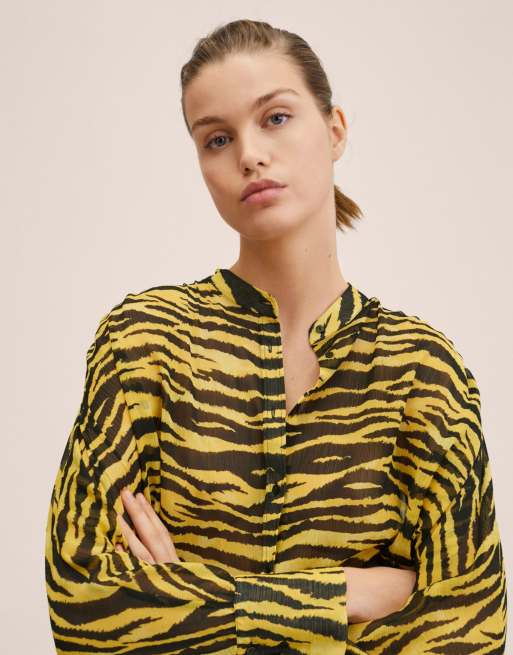 Yellow zebra store print top