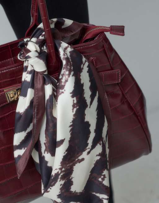 Mango Satin-Taschenschal mit Zebraprint, 5 von 5