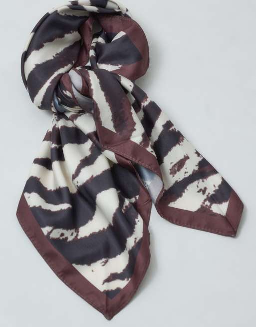 Mango satynowa apaszka do torebki we wzór zebry, 4 z 5