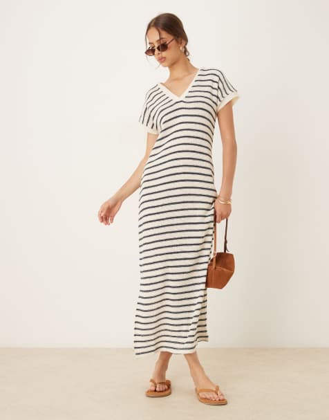 Mango – Schwarz-weiß gestreiftes Maxikleid mit Polokragen - view 1