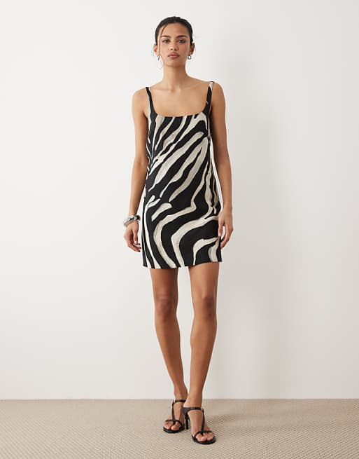zebra print mini dress Dress, Black Zebra / XS this dress is a great choice for anyone who wants to stand out from the crowd. BROWN ZEBRA SHORT DRESS