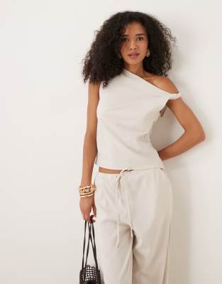 Mango Sculpt Twist Shoulder Tank Top