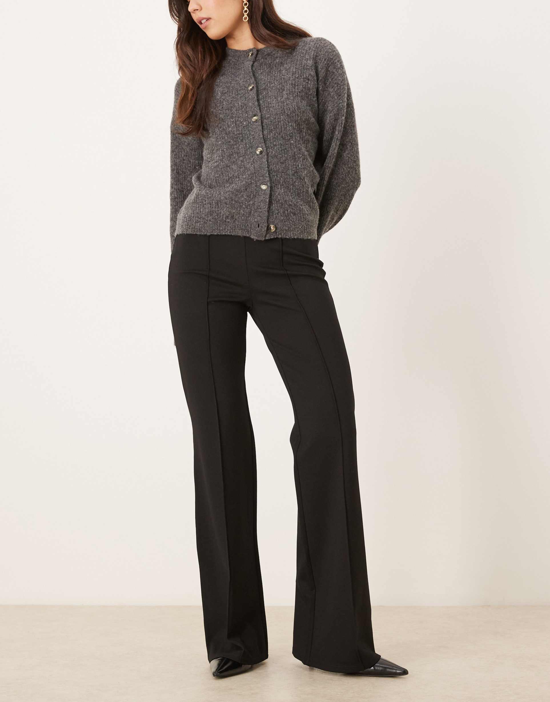 mango seam detail flared pants in black