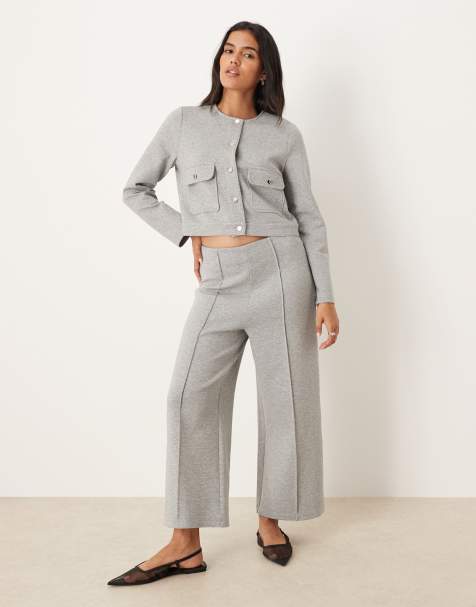 Mango – Set aus Baumwollmix in Grau, bestehend aus weicher Hose mit Bundfalten vorne und eleganter, weicher Jacke - view 1