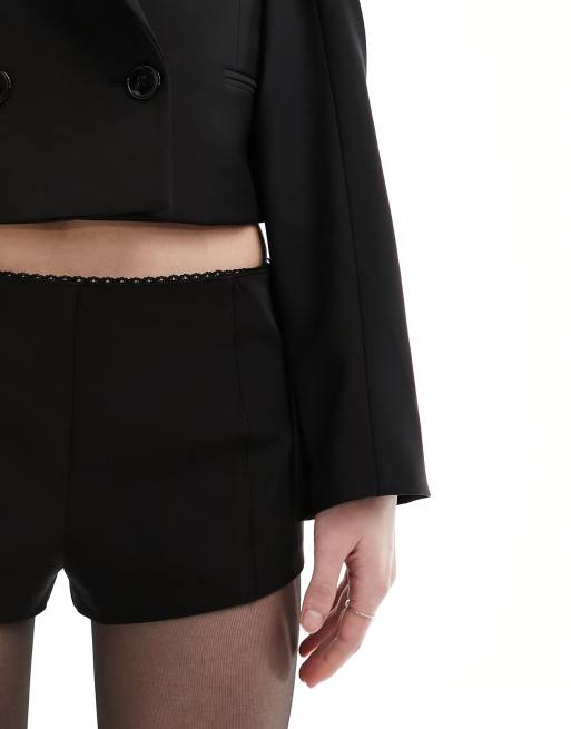 Mango Short court avec detail fantaisie a la taille Noir ASOS