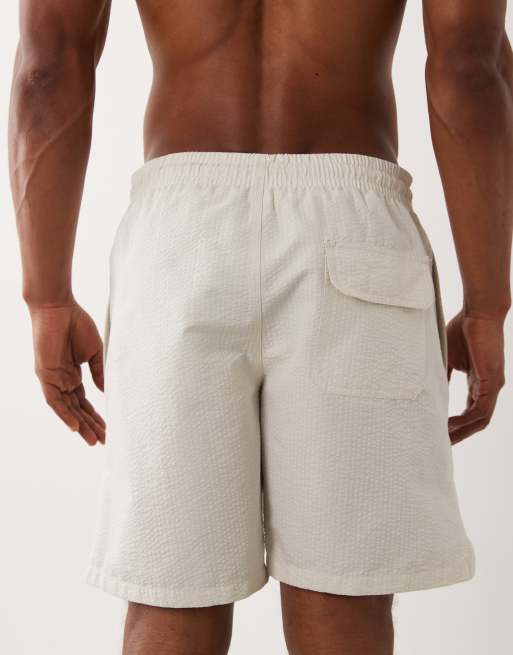 Mango - Short de bain à rayures en crépon - Beige, 4 de 5
