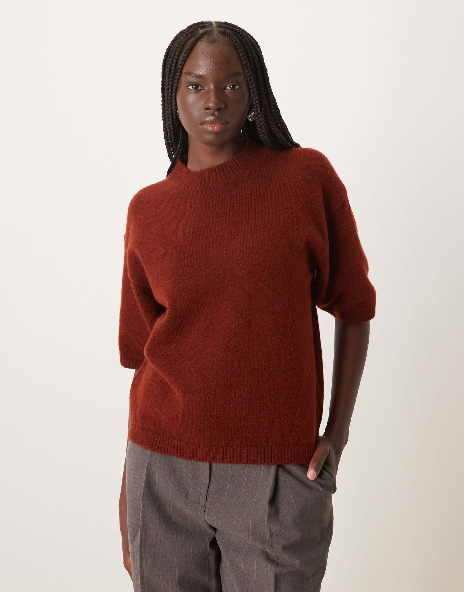 Трикотажный топ Mango с коротким рукавом бордового цвета