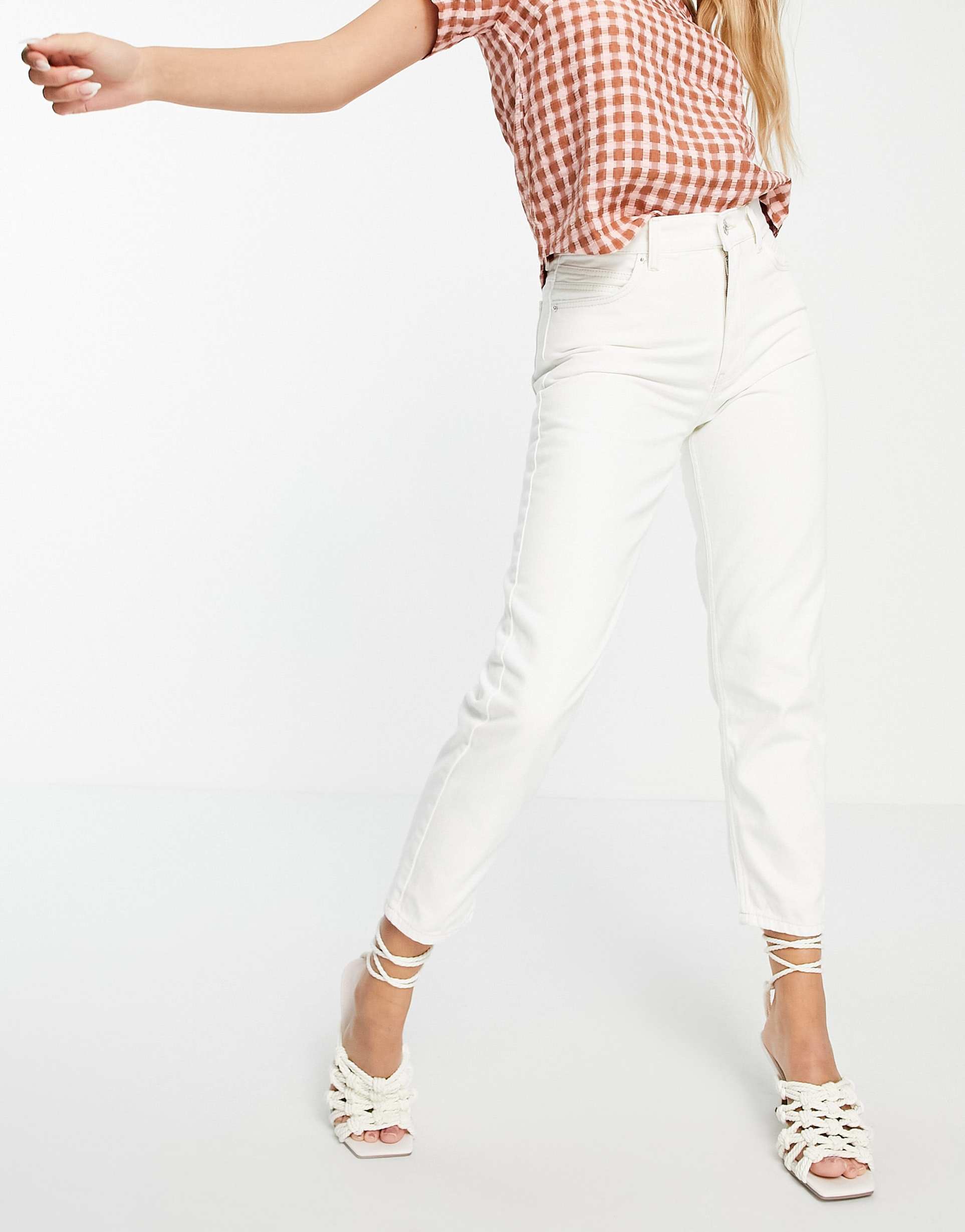 <b>Mango</b> skinny <b>jean</b> in white, 1 of 4.