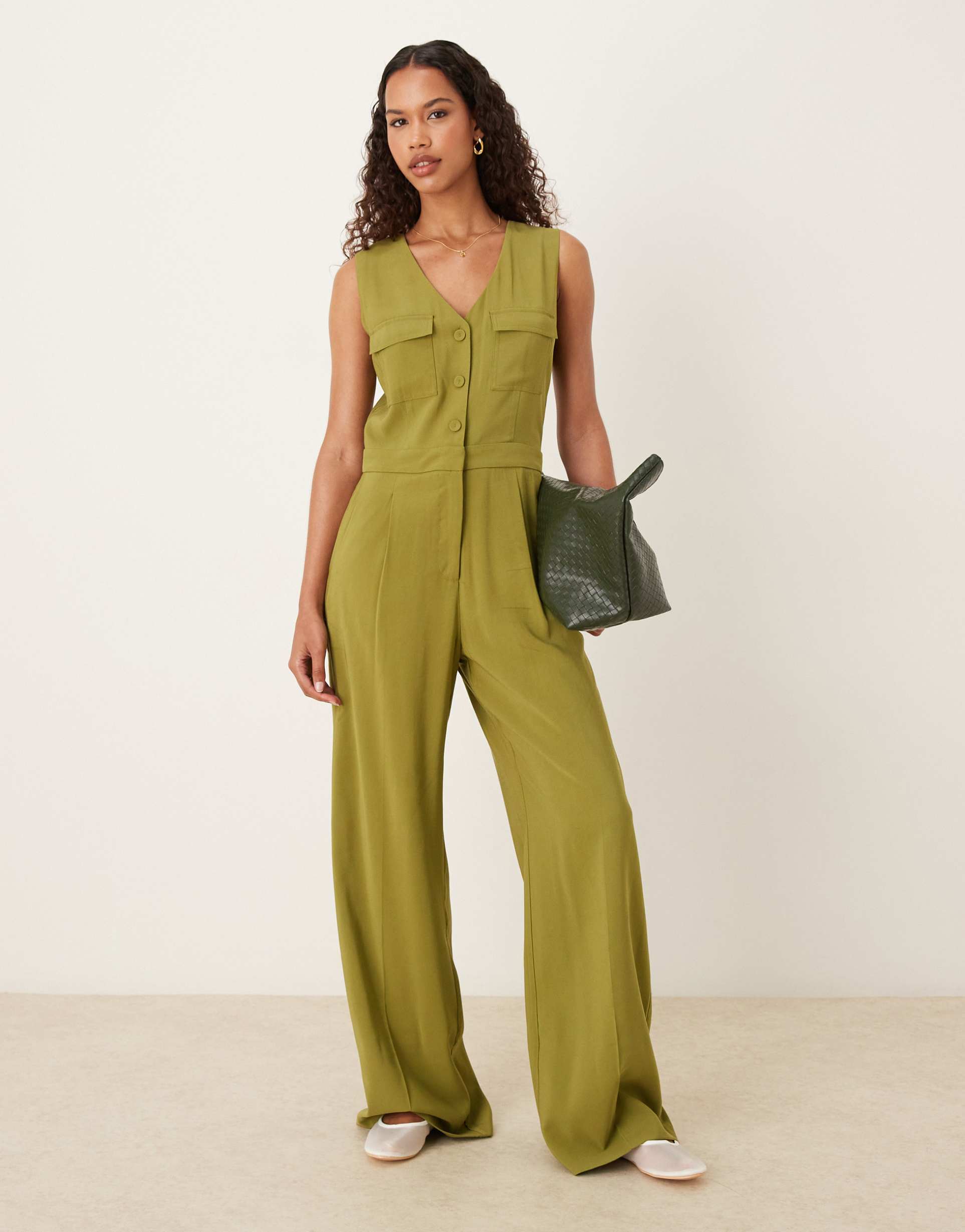 mango sleeveless button up jumpsuit in green