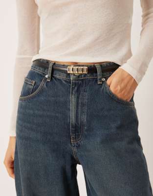 Mango Slim Belt With Gold Accent In Black