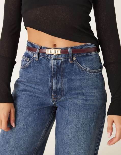 Mango slim belt with gold accent in cherry red - view 1