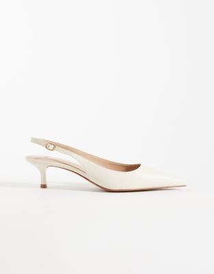  slingback kitten court heel in beige