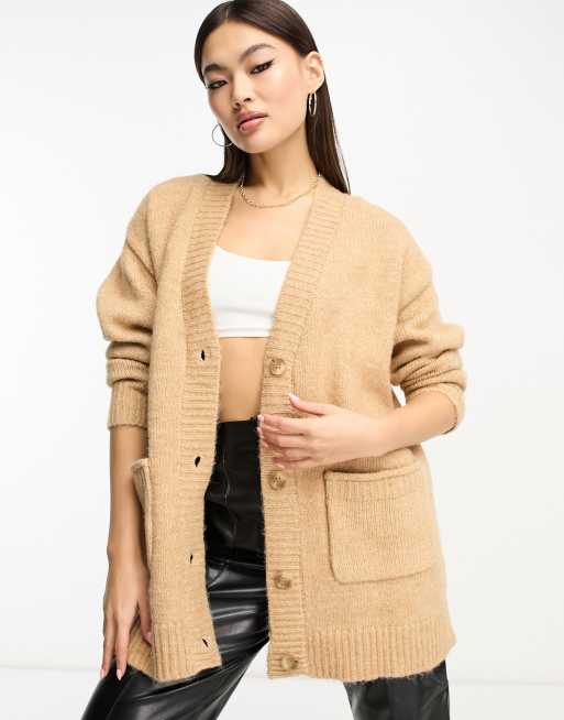 Cardigan with 2025 pockets and buttons