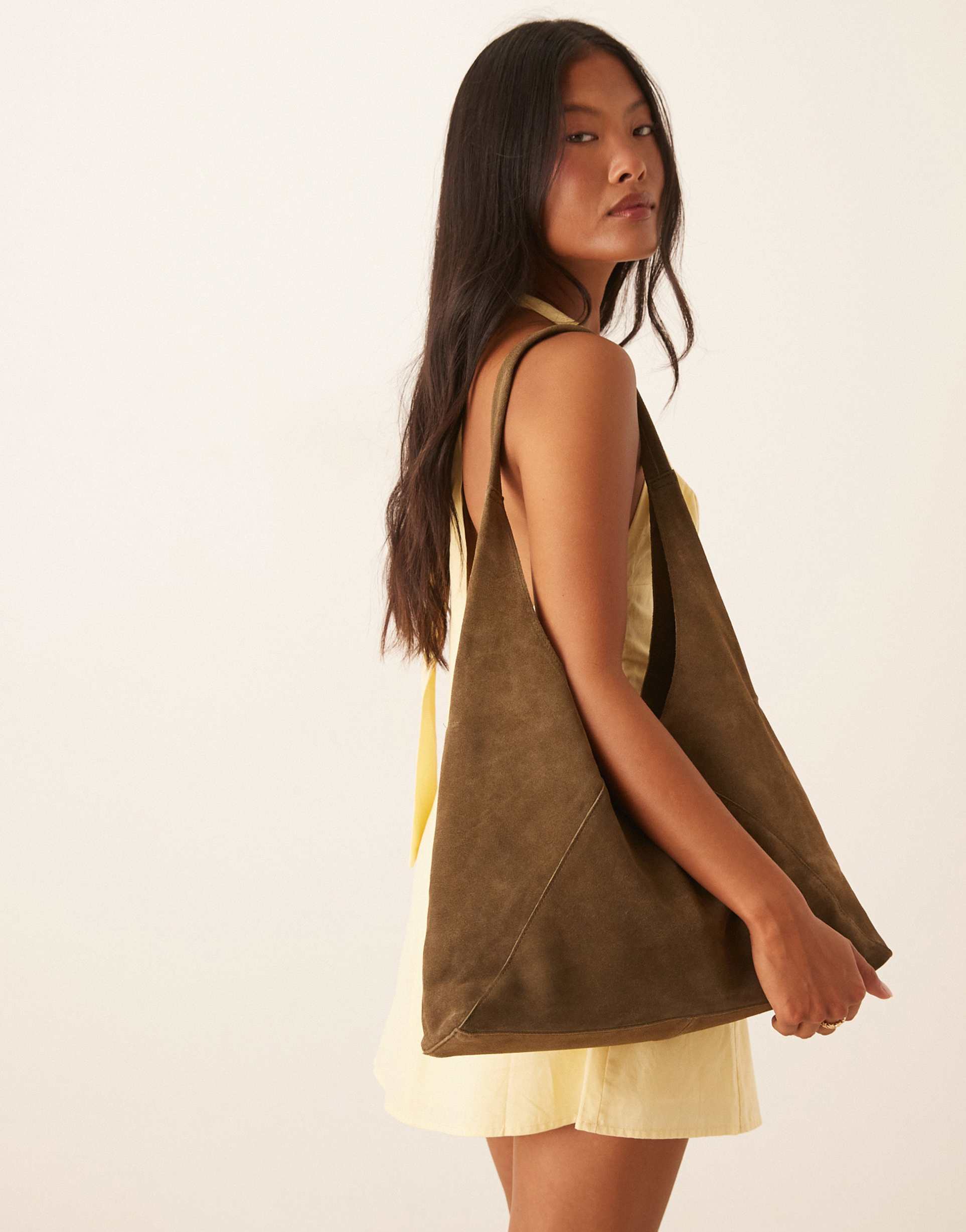 mango slouchy suede shoulder bag in chocolate