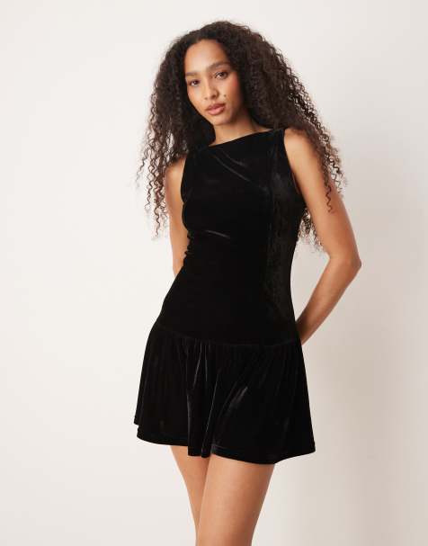 Mango - Sort ærmeløs minikjole i velour med peplum-kant - view 1