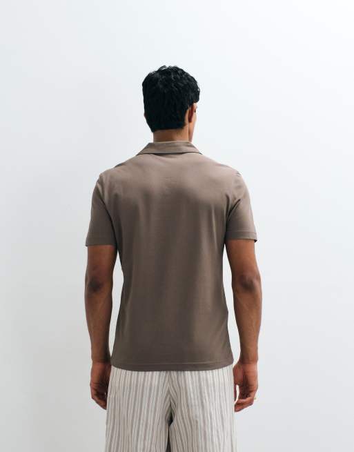 Mango split collar t-shirt in mushroom, 5 of 5