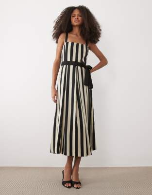Mango Square Neck Pleated Midi Dress In Black