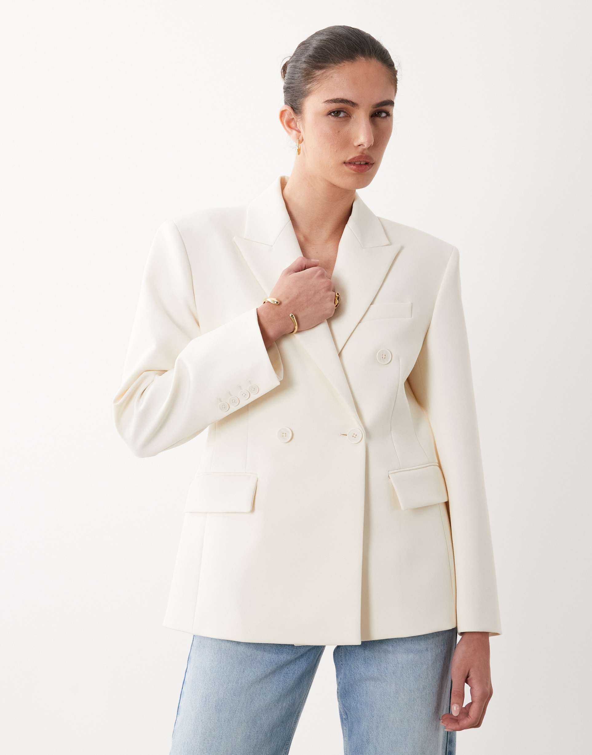mango statement shoulders blazer in cream