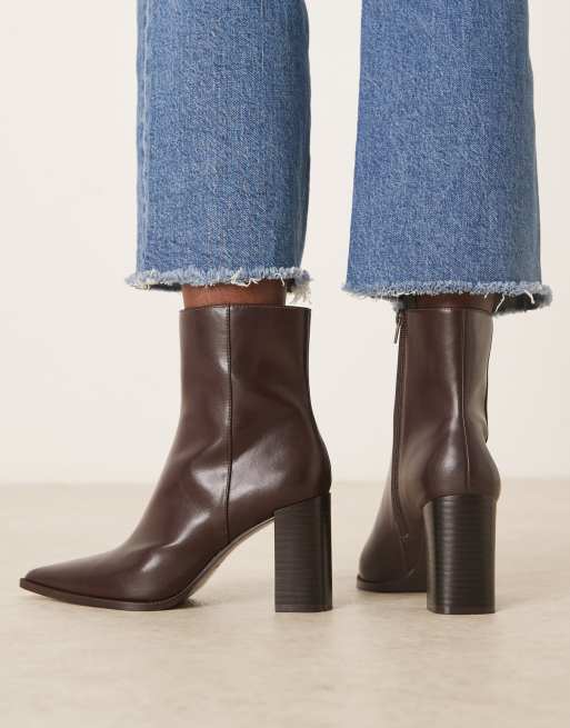 Mango – Stiefeletten aus Kunstleder in Braun mit Absatz und spitzer Zehenpartie, 2 von 4