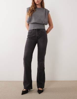 Mango Straight Jean In Black