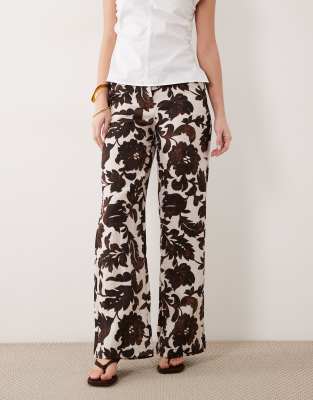 Mango straight trouser in brown leaf print
