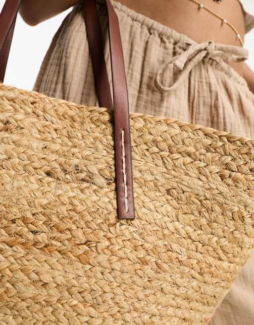 Straw beach 2024 bag leather handles