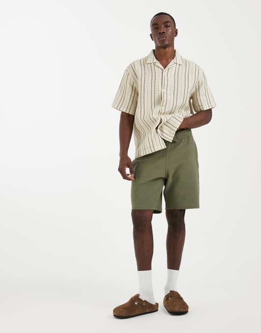 Mango – Strukturierte Strick-Shorts in Khaki mit hohem Baumwollanteil, 2 von 5