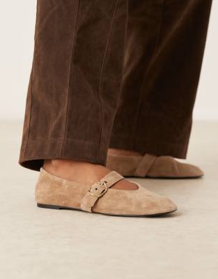  suede flat shoe with strap in caramel
