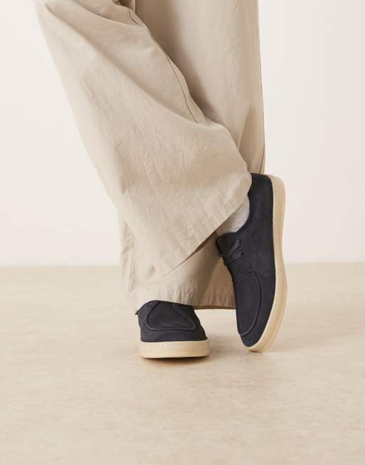 Mango - Suède veterschoen met contrasterende zool in marineblauw    