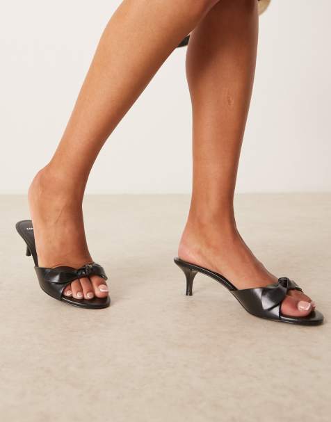 Mango – Svarta klacksandaler med rosett - view 1