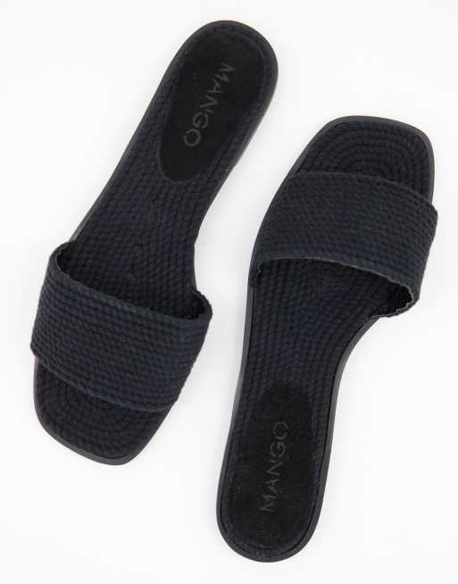 Mango – Svarta platta tofflor i repmaterial