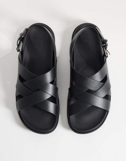 Mango – Svarta sandaler i 100% läder med korsade remmar och spännen, 2 av 4
