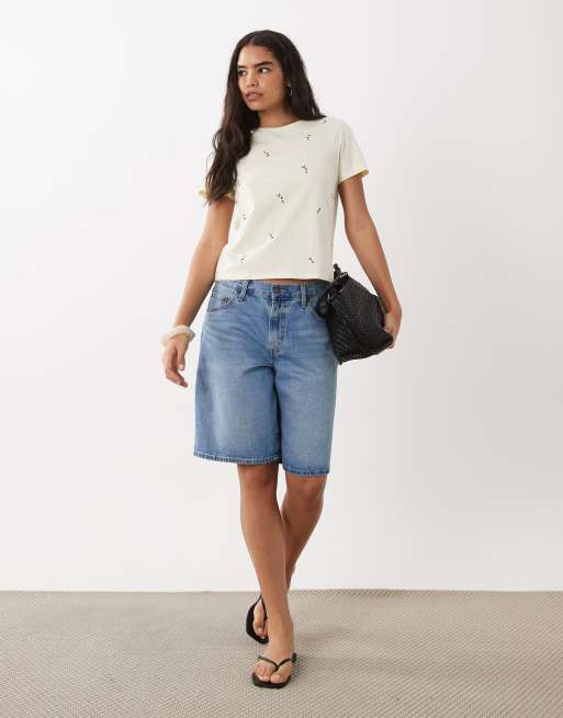 Mango – T-Shirt aus 100% Baumwolle in Pastellgelb mit Rundhalsausschnitt und Blumendetail, 2 von 4