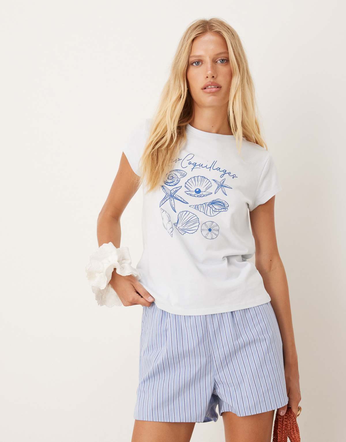 Mango t-shirt with shell print in white