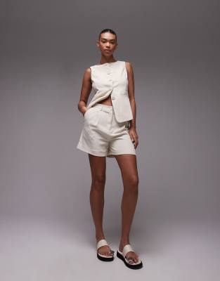 tailored short in beige - part of a set-Neutral