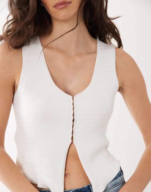 Mango Teen clasp front knitted vest in white, 3 of 4