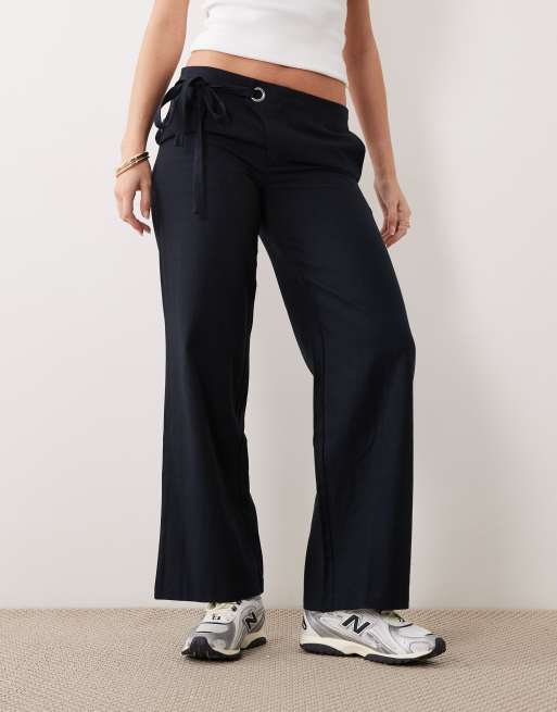 Mango – Teen – Elegante Hose in Marineblau mit Gürteldetail, 2 von 5
