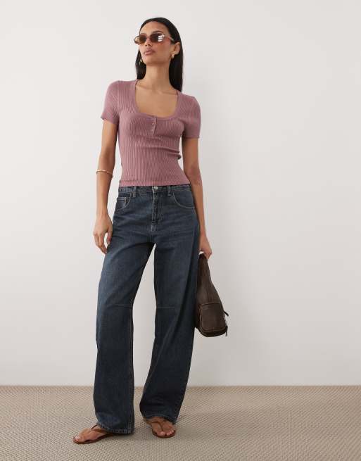 Mango Teen – Geripptes, knapp geschnittenes T-Shirt in Rosa mit Knopfdetail, 2 von 4