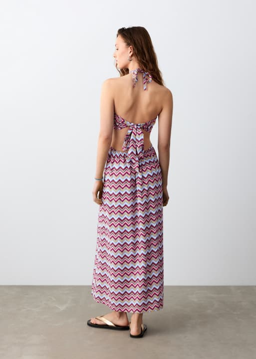 Mango - Teen - Halterneck-maxikjole med udskæringsdetalje og zigzag-print, 3 af 4