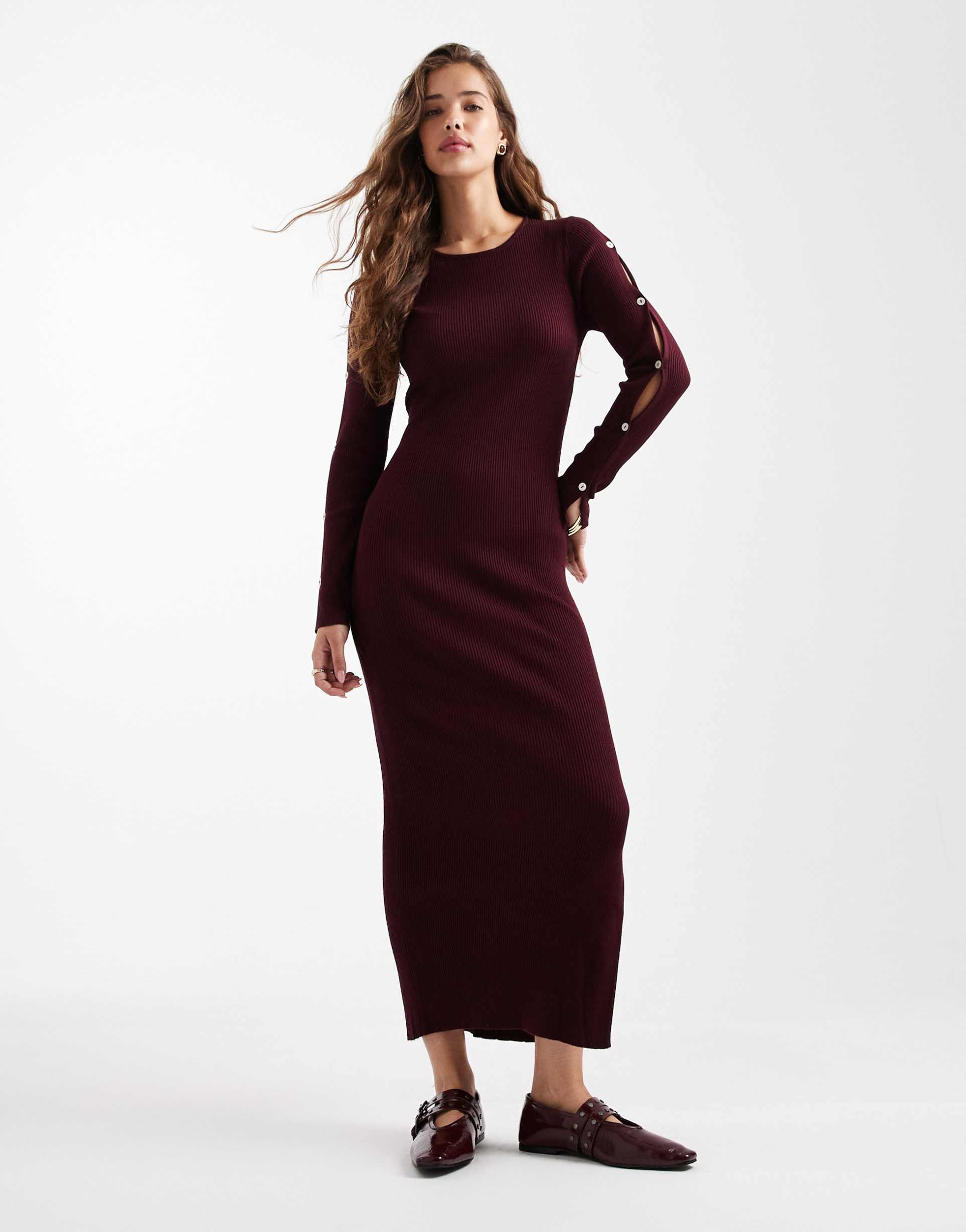 mango teen knit maxi dress with sleeve button detail in burgundy