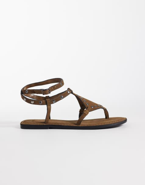 Mango – Teen – Mit Nieten besetzte, flache Sandalen in Braun aus 100% Wildleder - view 1