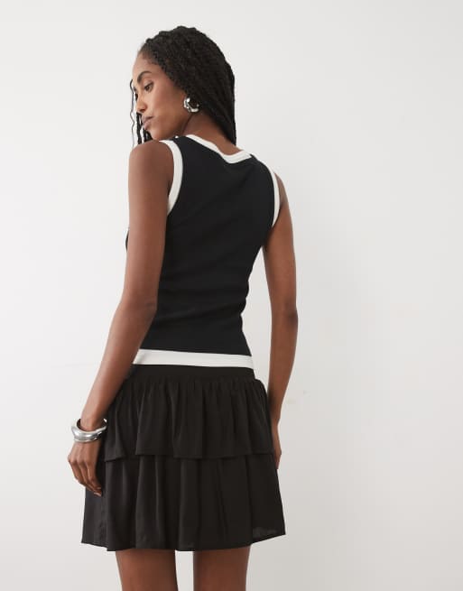 Mango – Teen – Rüschen-Minirock in Schwarz mit Spiegeldetails, 3 von 5