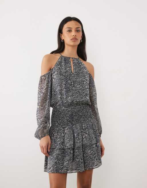 Mango – Teen – Schulterfreies Minikleid in Marineblau mit Rüschen und Blumenmuster, 2 von 4