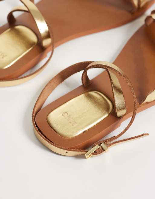 Mango Teen strappy flat sandals in gold, 4 of 4