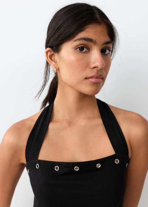 Mango – Teen – Svart, stickad topp med halterneck och nitar, 4 av 4