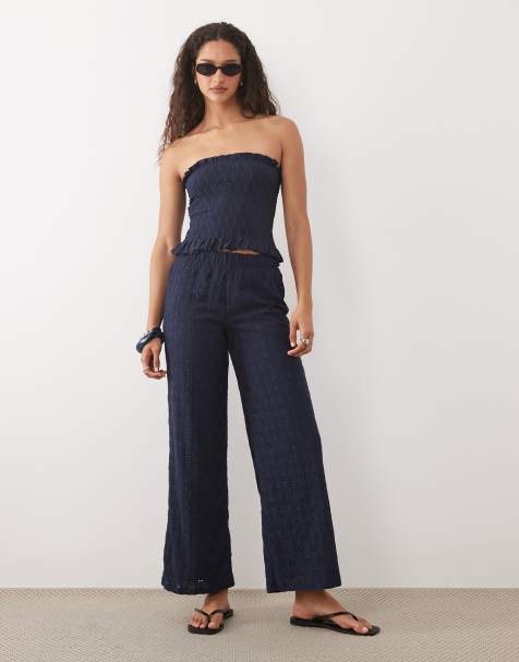 Mango – Teen – Trägerloses Top mit Blumenstickerei und dazu passende Hose in Marineblau - view 1