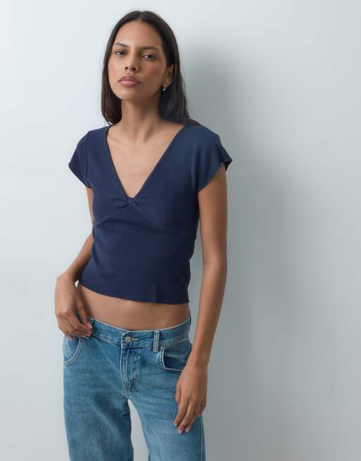 Mango Teen v-neck cap sleeve ruched detail  top in navy, 3 of 4