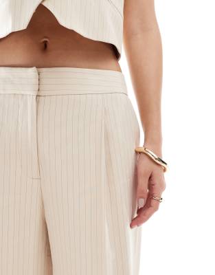 【送料&関税込】Golden  Beige Pinstriped Trousers 6c53469244a005652465b74fb0ba5b